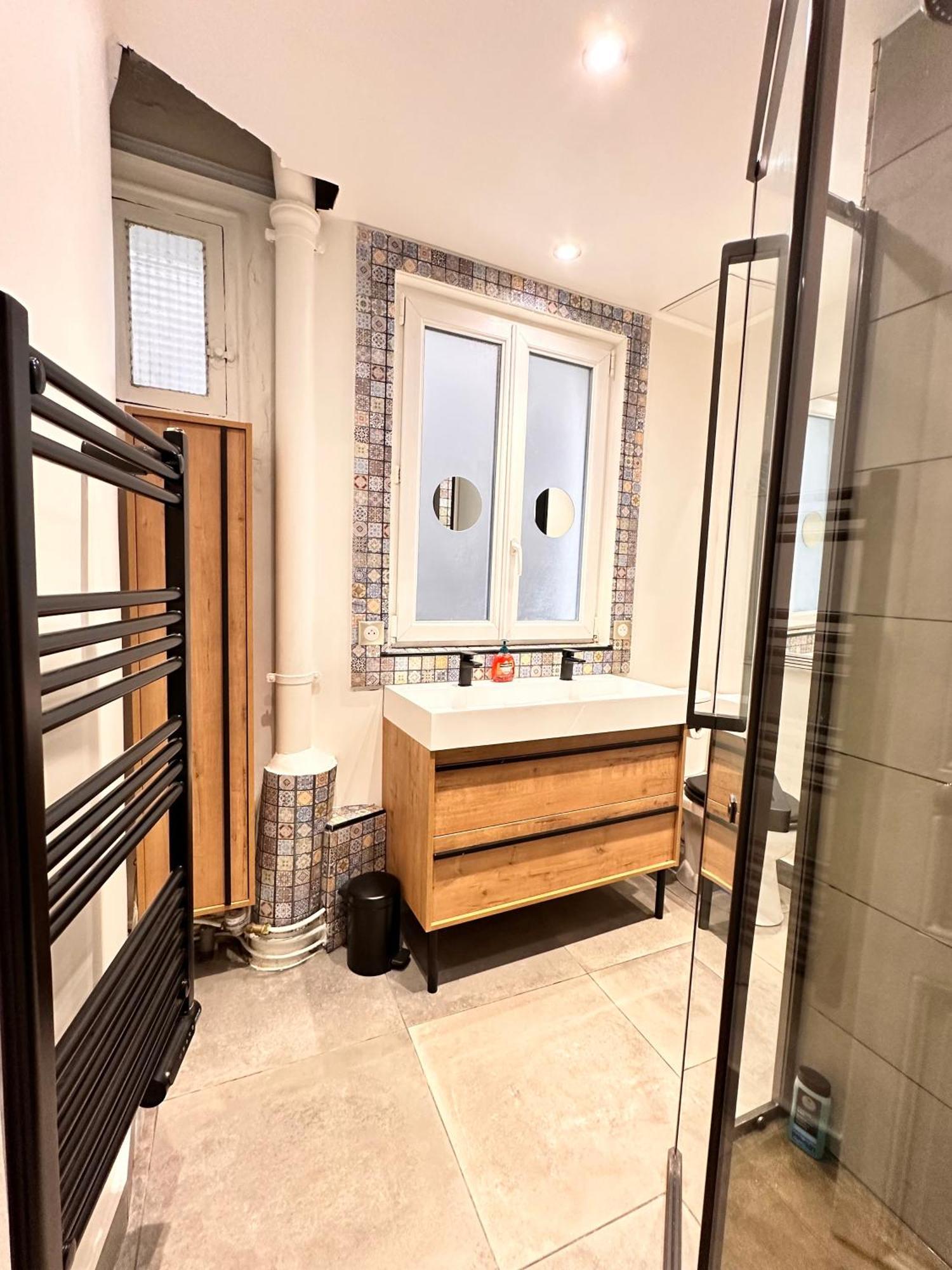 Appartement Charming 4-room Flat Near Eiffel Tower-8people-2 Bedrooms *