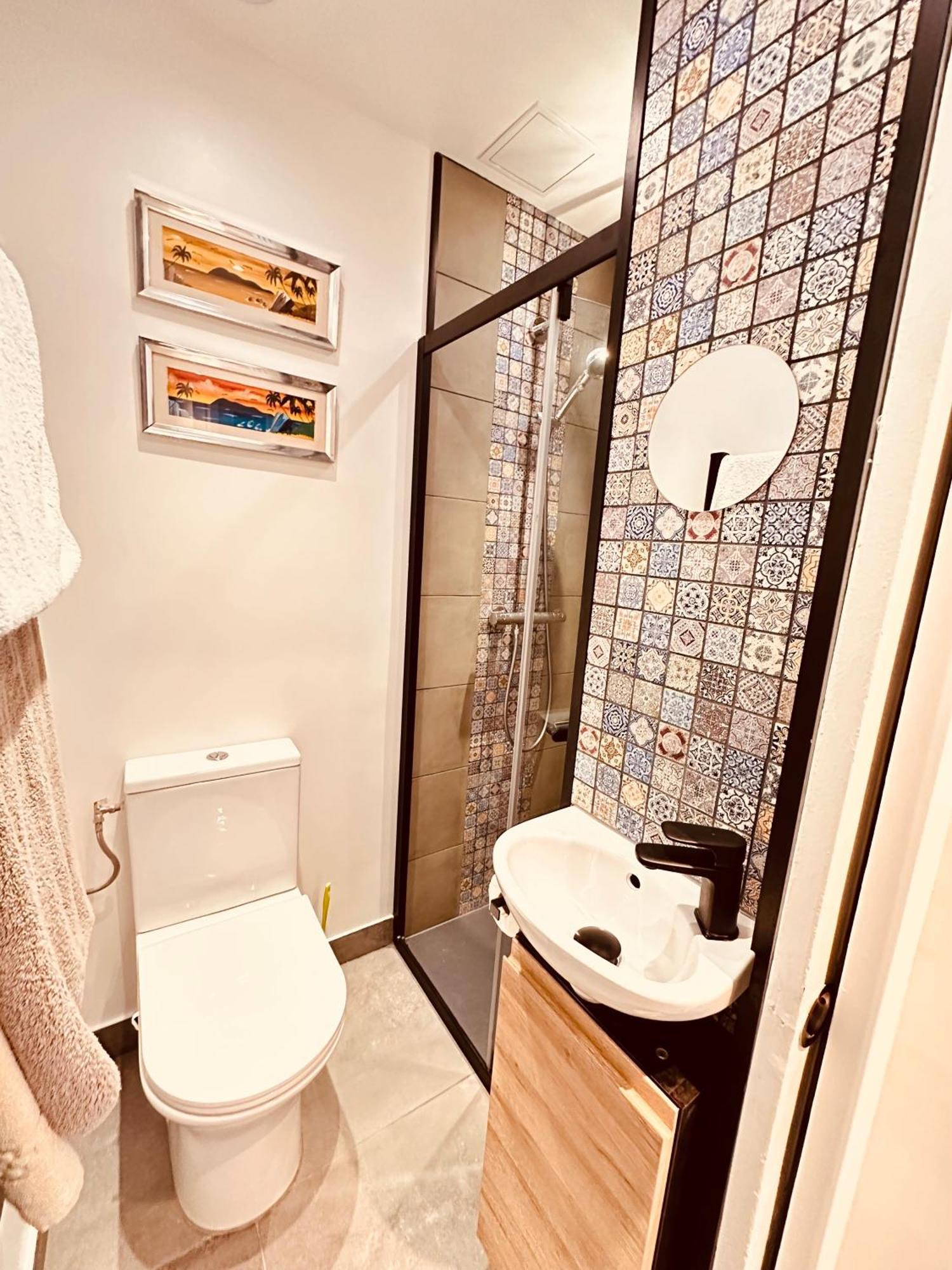 Charming 4-room Flat Near Eiffel Tower-8people-2 Bedrooms Paris